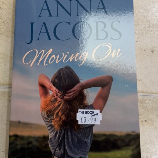 Anna Jacobs - Moving On