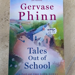 Gervase Phinn - Tales Out of School