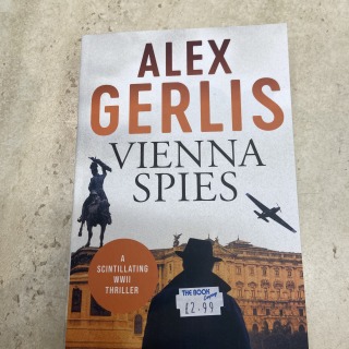 Alex Gerlis - Vienna Spies
