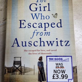 Ellie Midwood - The Girl who Escaped from Auschwitz
