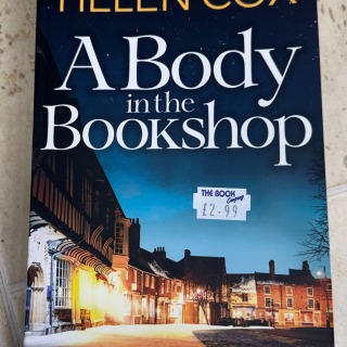 Helen Cox - A Body in the Bookshop