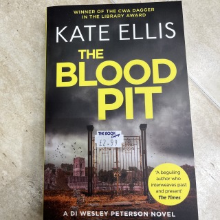 Kate Ellis - The Blood Pit