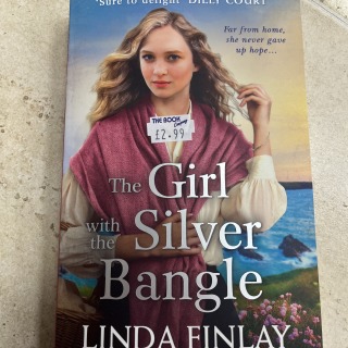 Linda Finlay - The Girl With the Silver Bangle