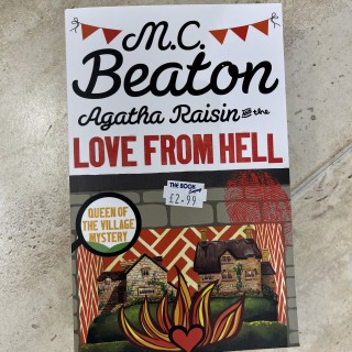 M.C.Beaton - Agatha Raisin & the Love From Hell