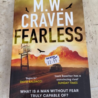 M.W.Craven - Fearless