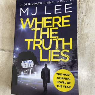 M.J.Lee - Where The Truth Lies