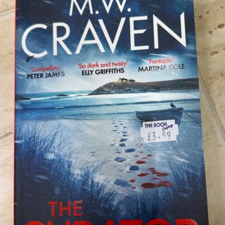M.W.Craven - The Curator