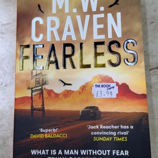 M.W.Craven - Fearless